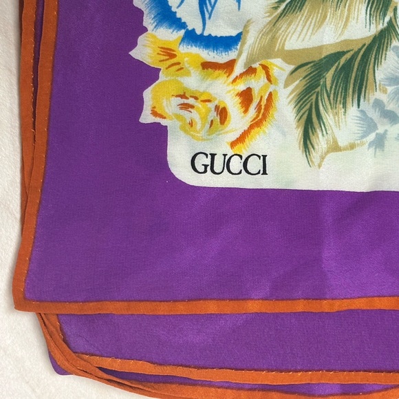 Authentic Gucci Silk Scarf for Neck, your Purse and/or Backpack - Picture 5 of 15